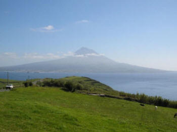 Pico viewed from Faial